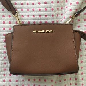 MICHAEL Michael Kors Selma Mini Crossbody Bag